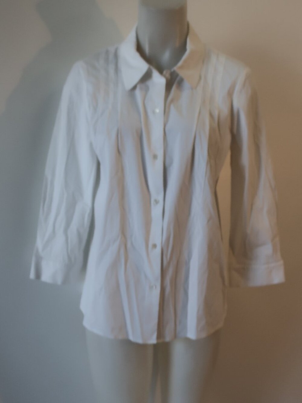Womens Theory White (Item- 63) Pintuck Pleat Button Shirt Top L